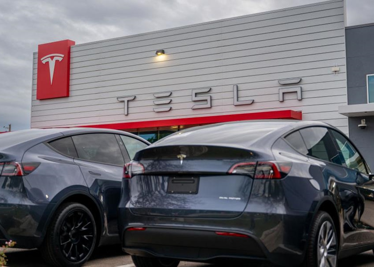 Капіталізація Tesla опустилася нижче психологічної межі