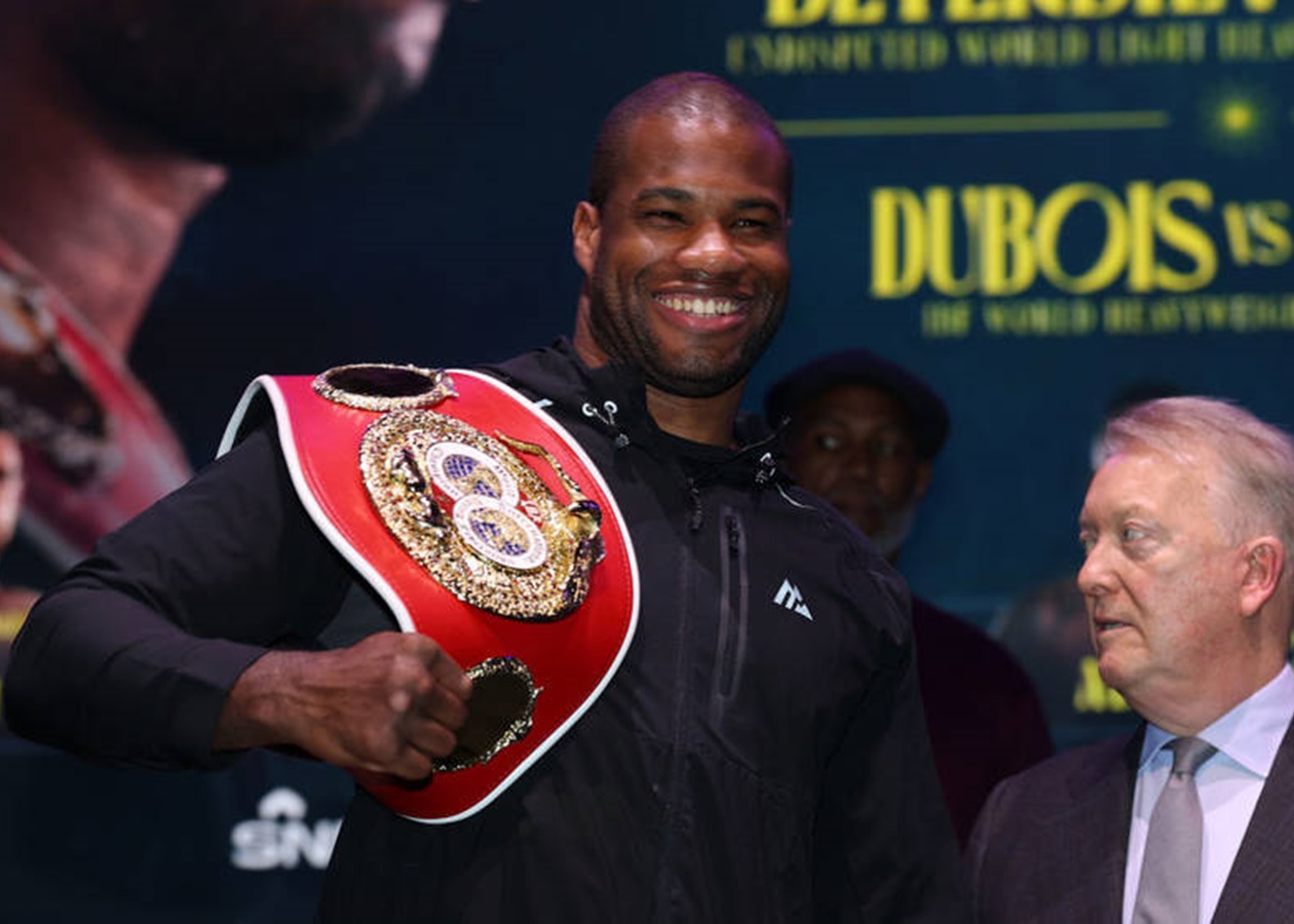IBF призначив обов'язковий захист Дюбуа у випадку перерви в битві з Усоком