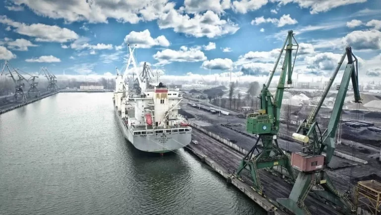 port-gdansk-jpg.webp.webp
