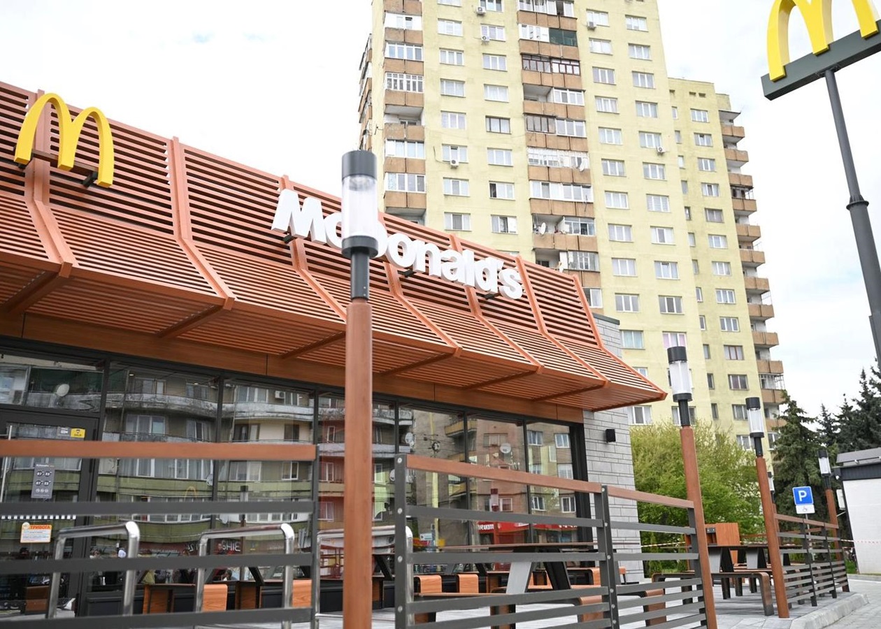 Перший Макдональдс відкритий у Транскарпаті