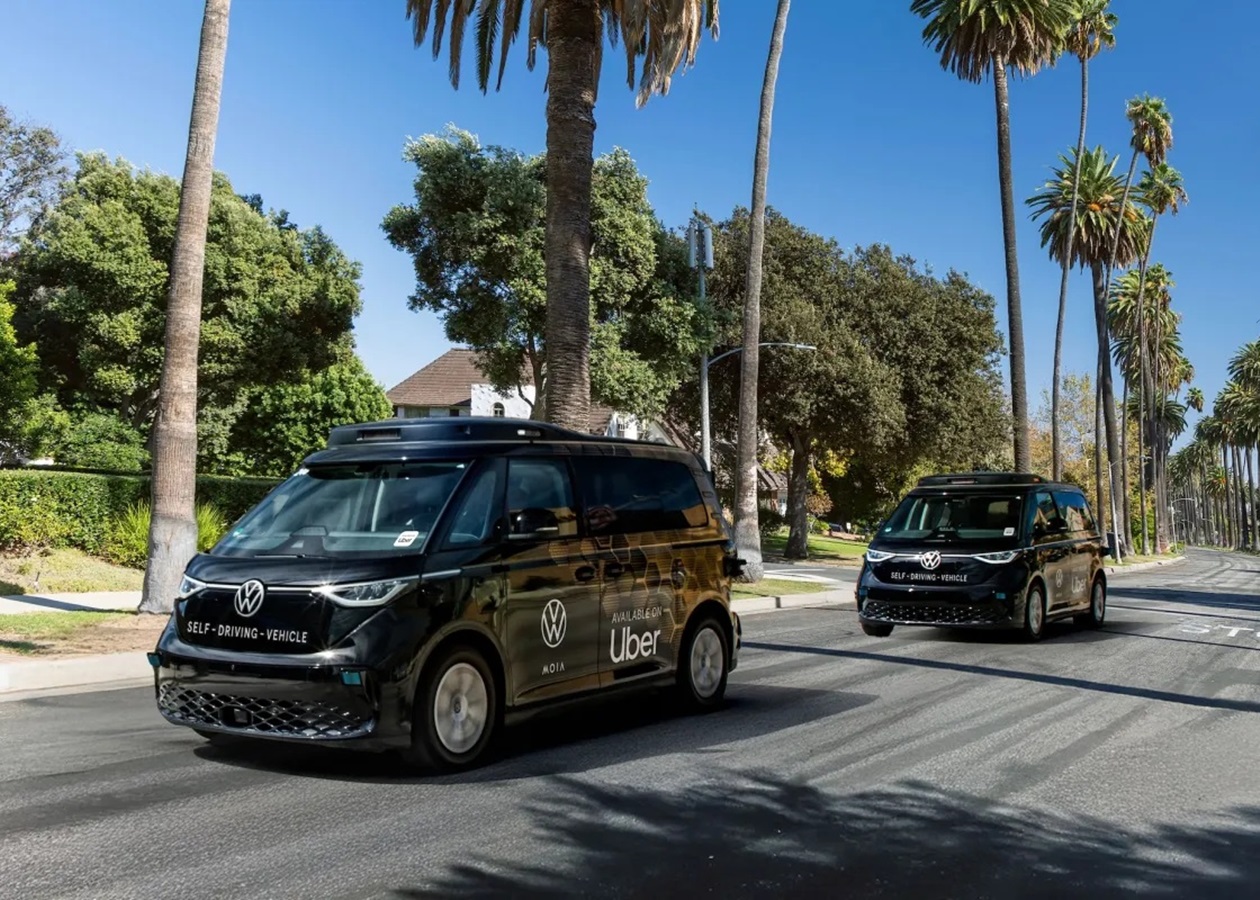 Uber та Volkswagen запустить службу Robotaxi в США