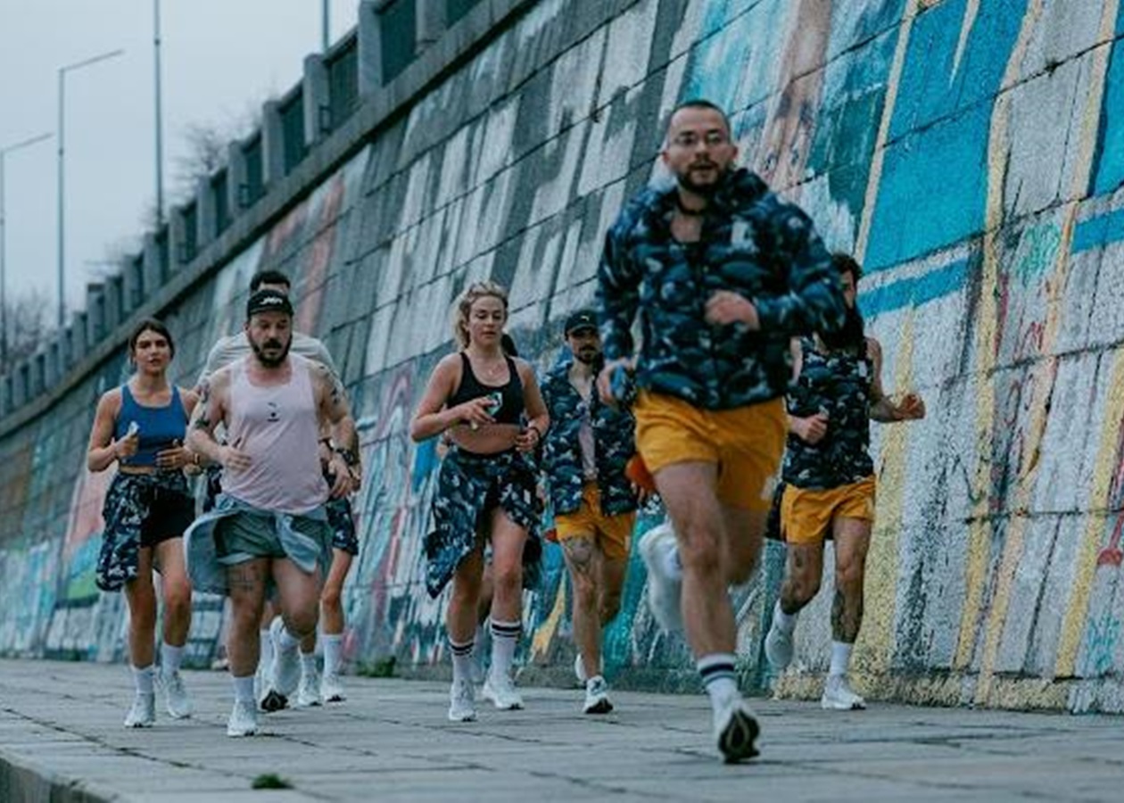 PUMA X SAYKY: UNIKALNA KOLABORIA, SHI ЗАТВЕРДЖЕНО БІГОВО КОМ'ЮУНЕКЕКАМА