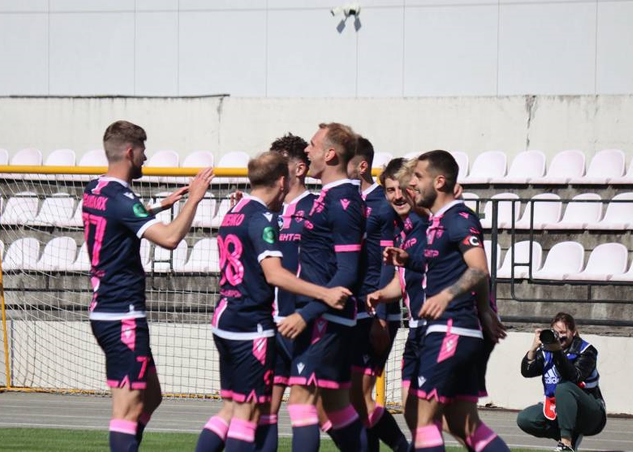 UPL приймає першого новачка для сезону-2012/26