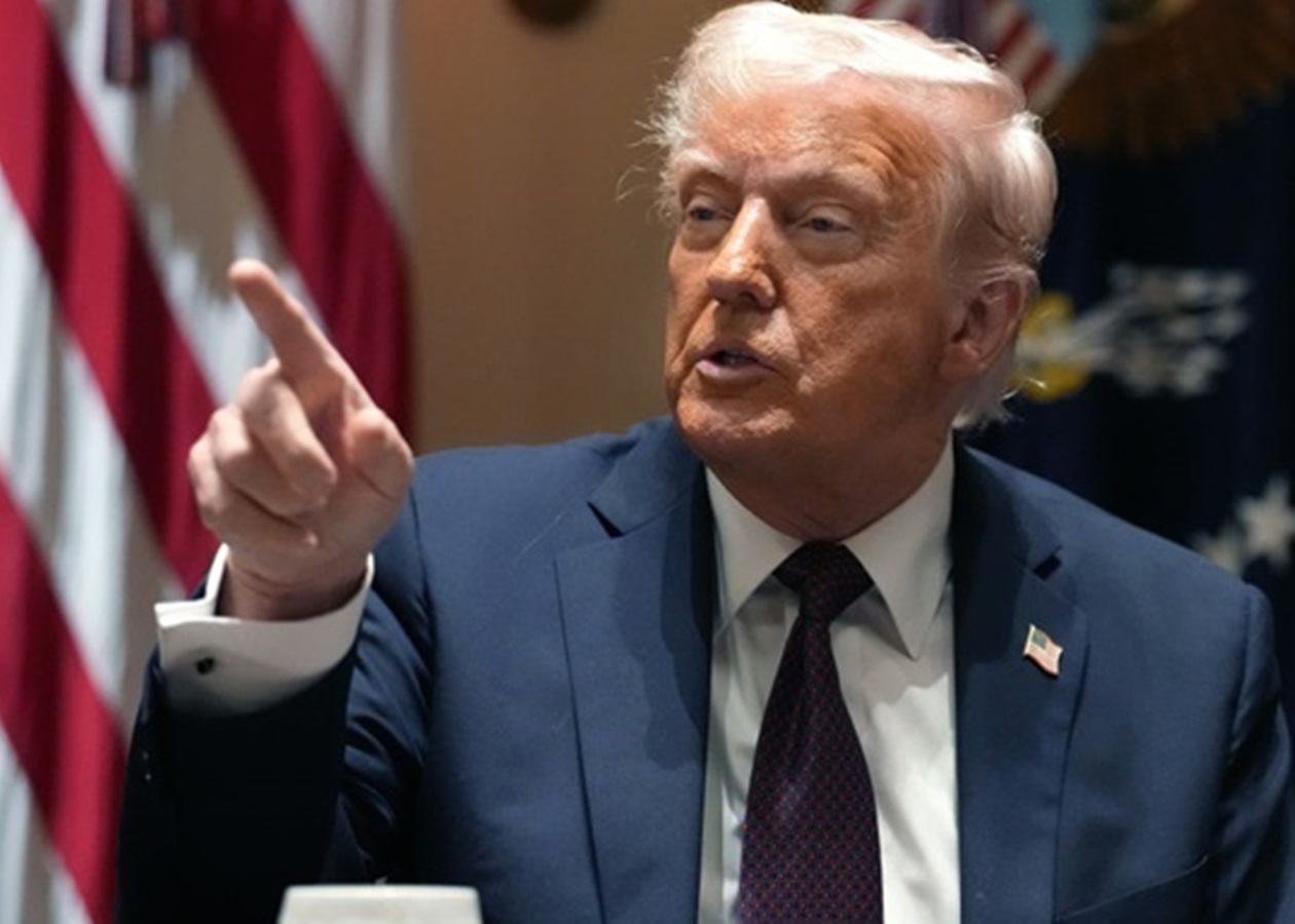 Трамп заперечував звинувачення у заробітку на власному мемкроні