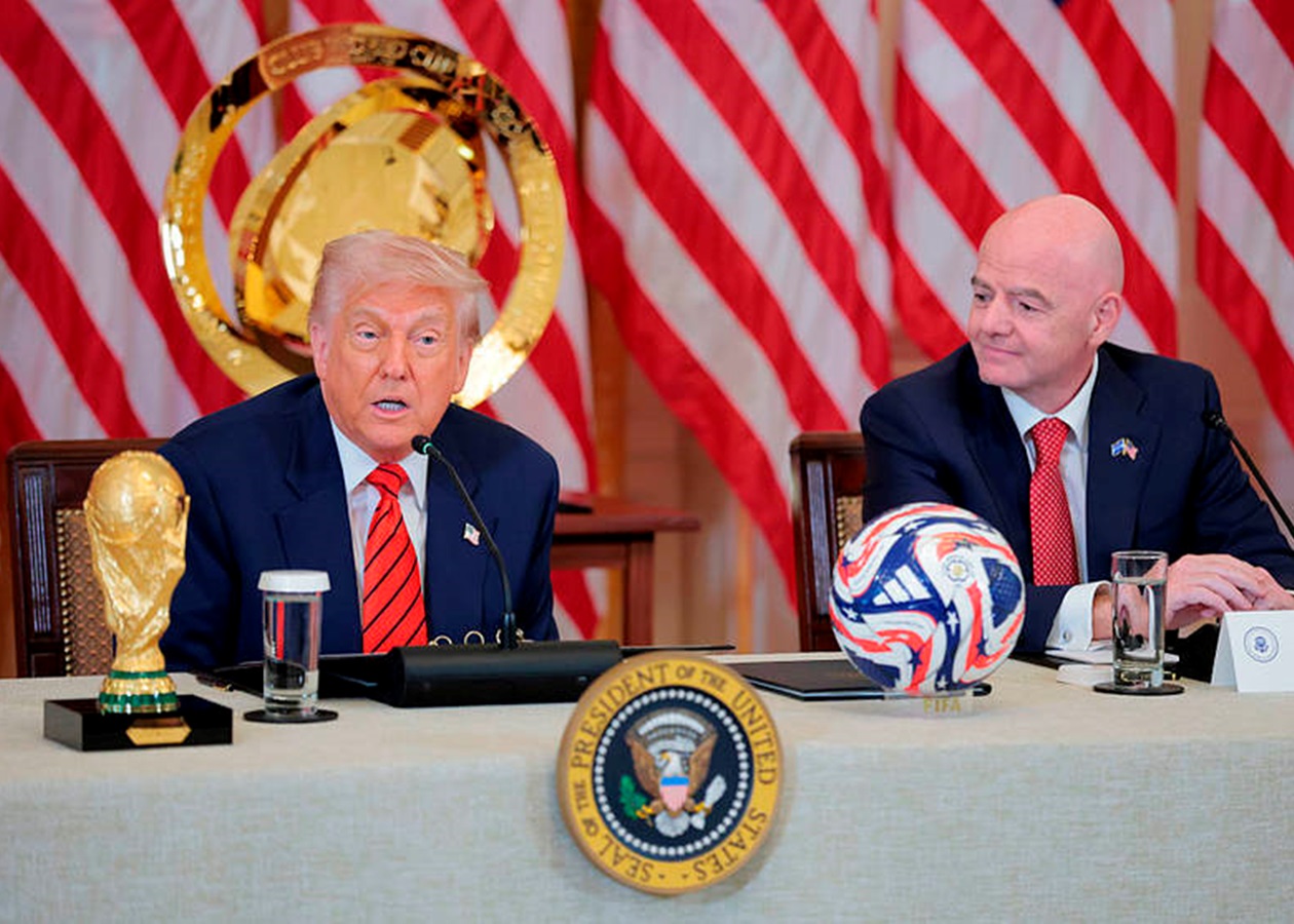 Заохочення до світу? Трамп підняв тему повернення Росії для участі в Чемпіонаті світу 2026