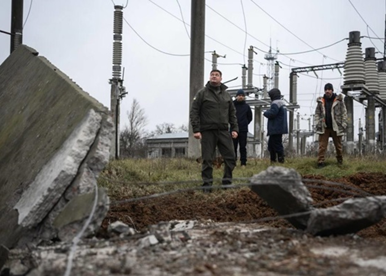 Власник верфів відновив енергопостачання найбільшого району Херсон