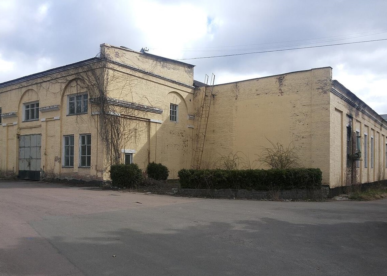 Державний фонд нерухомості був проданий заводом з автоматичного ремонту Kyiv