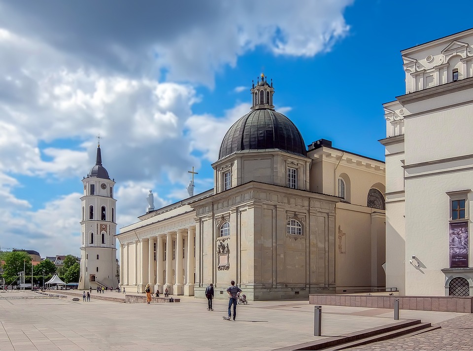 vilnius-5185459_960_720.jpg