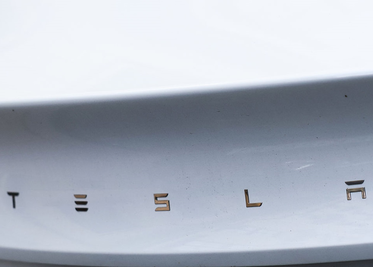 Tesla очолила рейтинг вживаних автомобілів в Україні