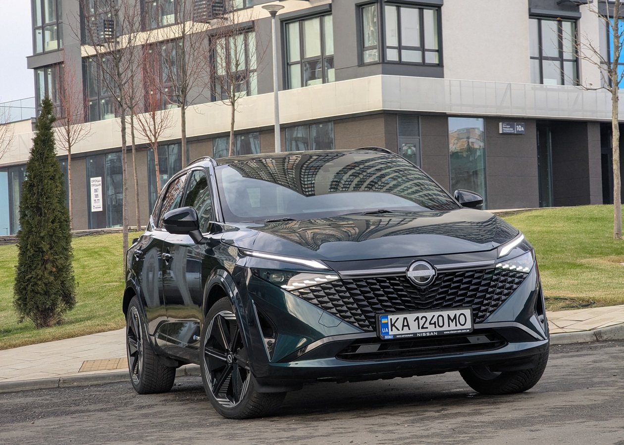 Люди Чому оббиті Nissan Qashqai: Golovni Pass of the Ongeed Cross-Evestes