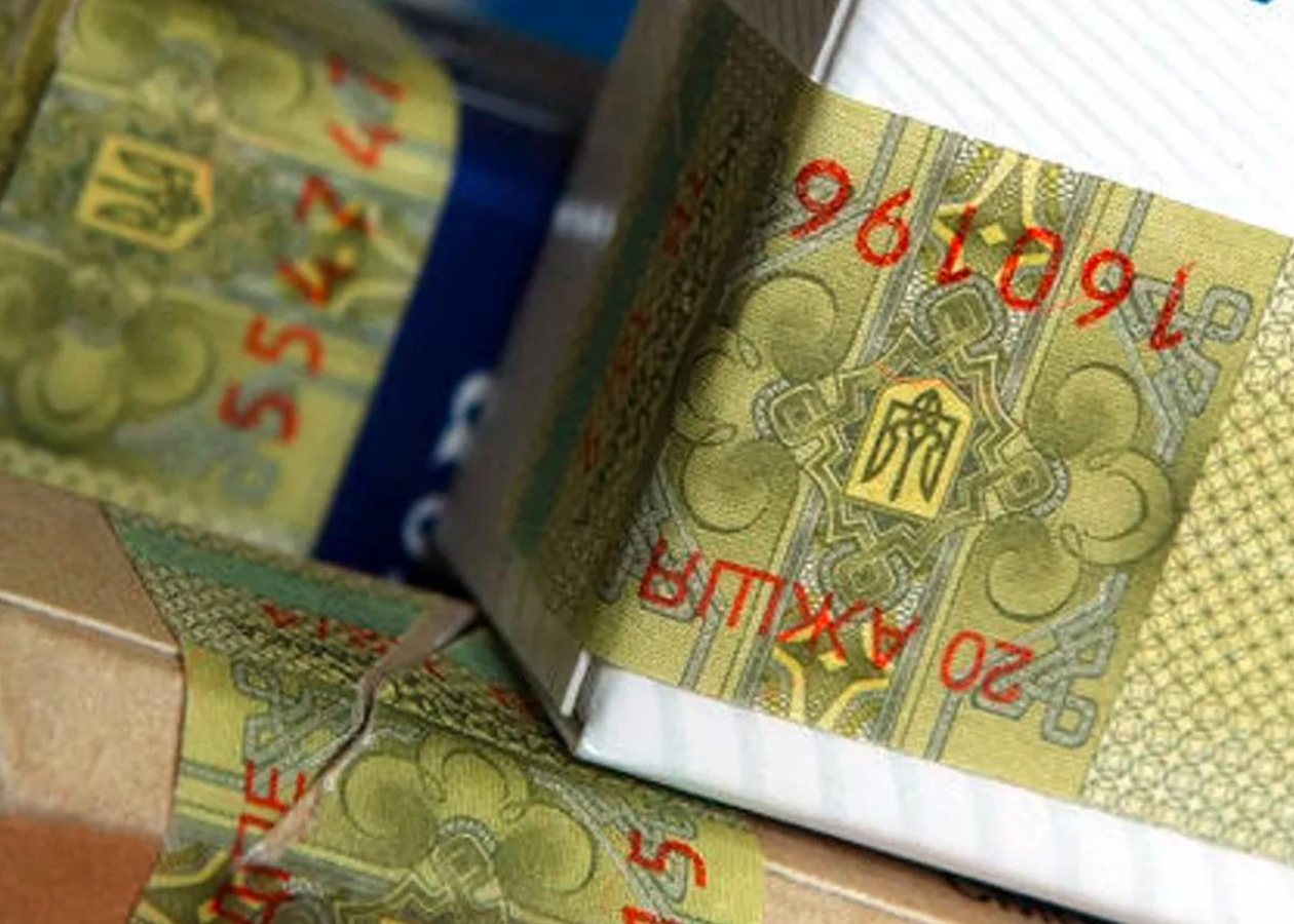 Правила позначення алкоголю та сигарет зміниться в Україні