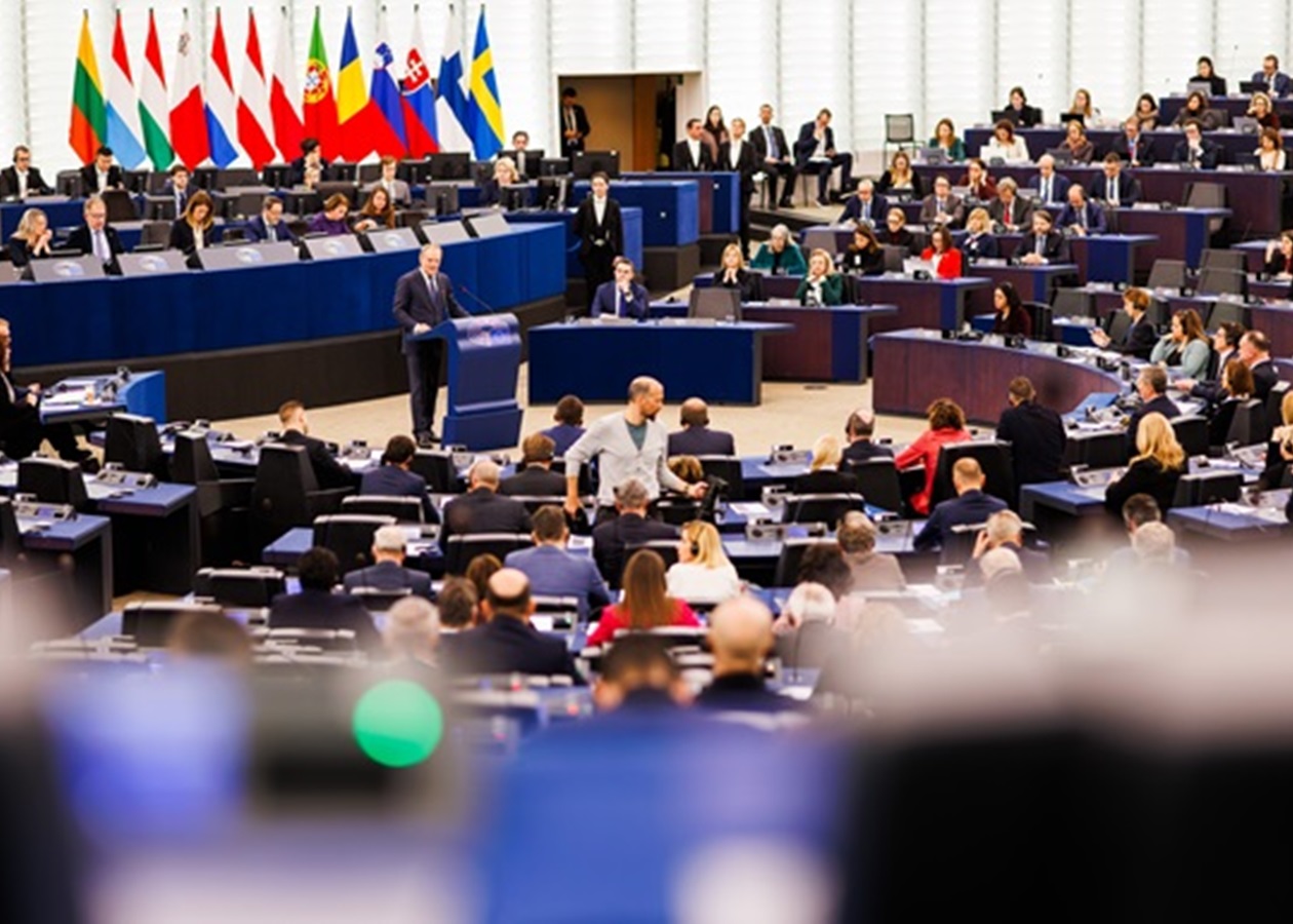 Європейський парламент критикував тарифну угоду зі Сполученими Штатами