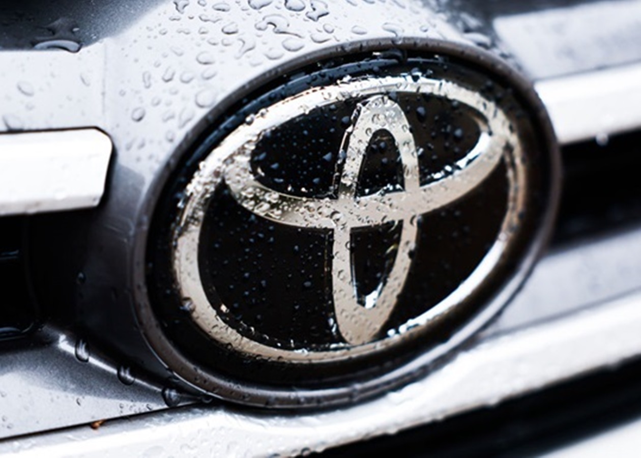 Toyota розпочне виробництво електромобілів у Європі