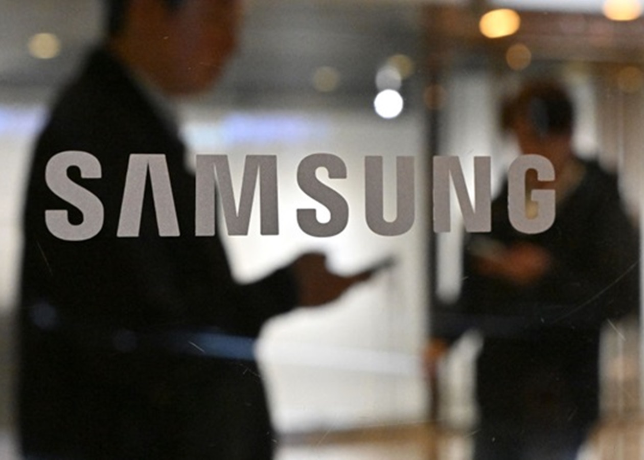 Samsung представив новий бренд для гнучких дисплеїв