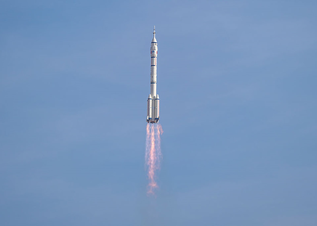 Китай запустив безпілотний корабель до космічної станції